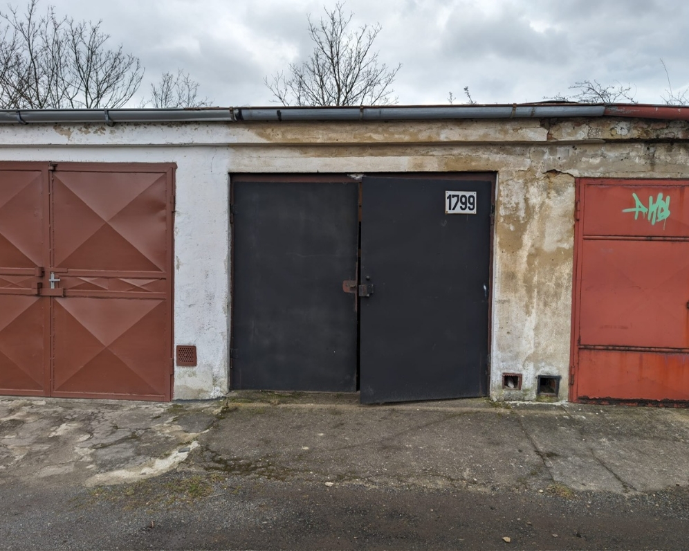 Garáž - Jirkov, Zaječická