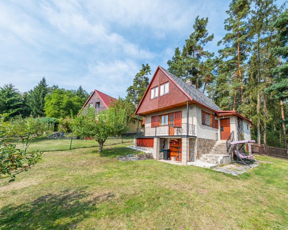 Chata s garáží a terasou - Nečemice/Tuchořice