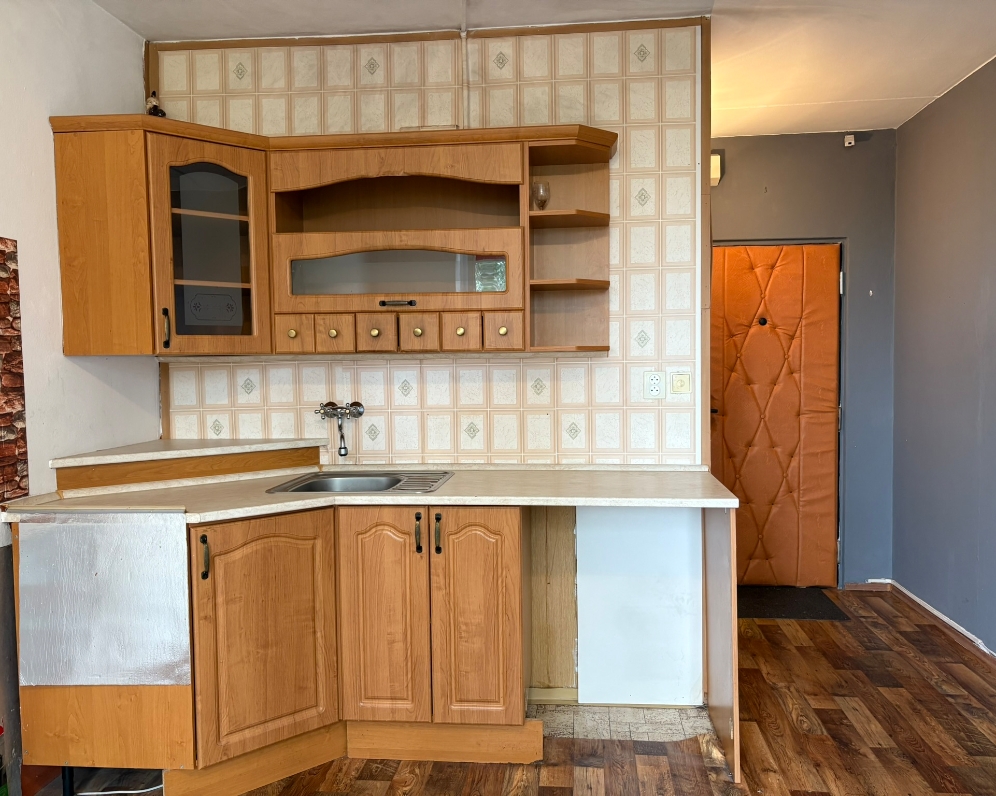 Byt 1+1 - Chomutov, Školní Pěšina